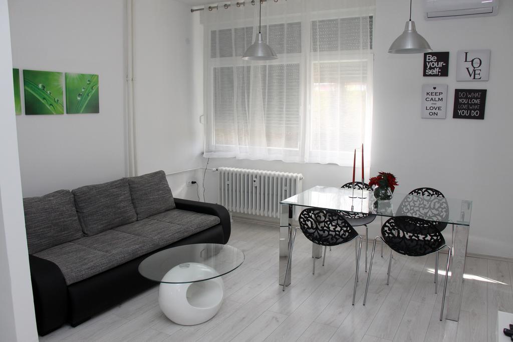 Ka Star Apartment Карловац Екстериор снимка