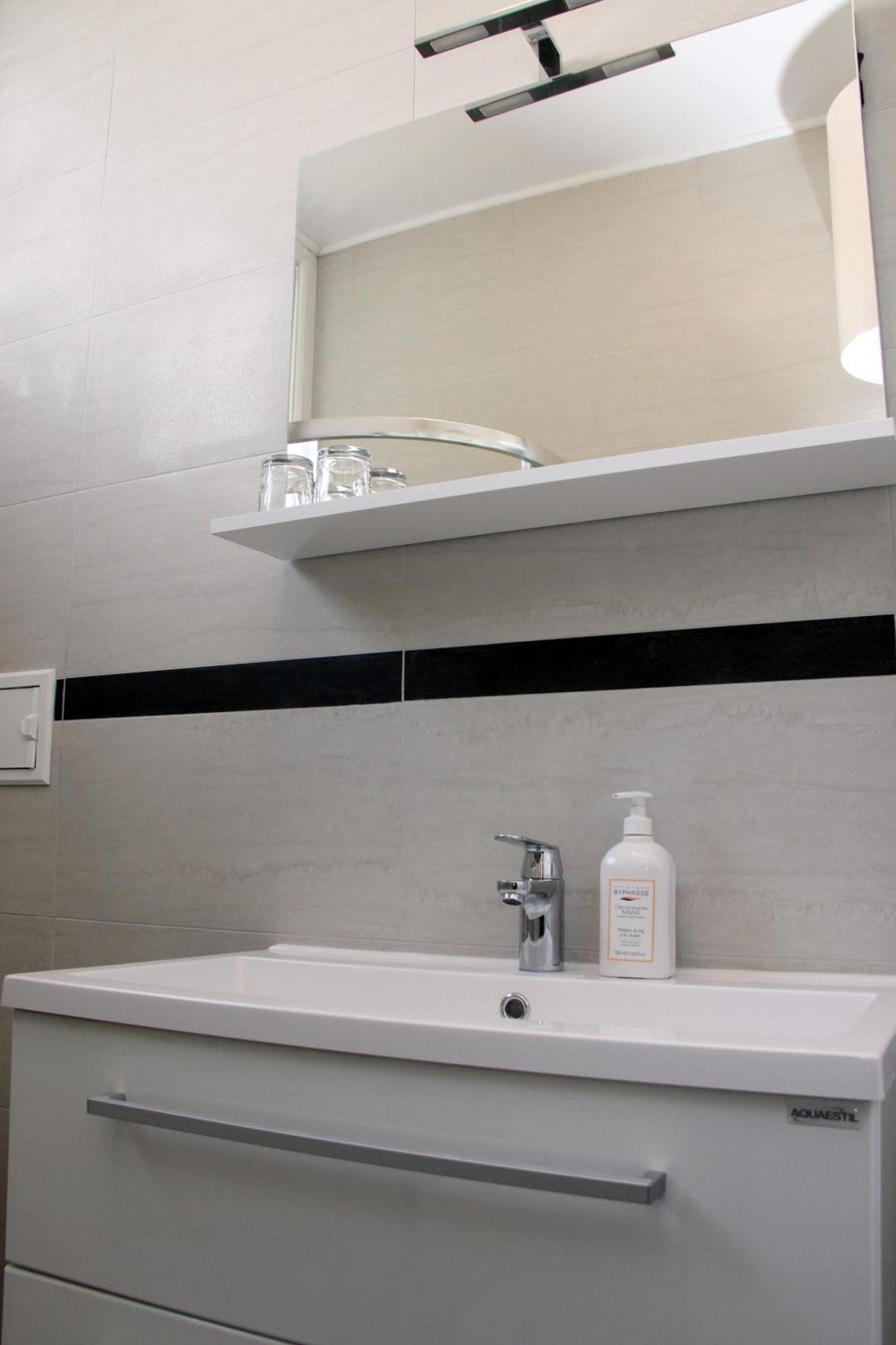 Ka Star Apartment Карловац Екстериор снимка